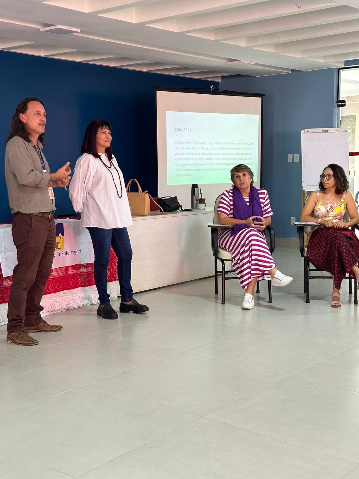 Mais uma foto da primeira oficina